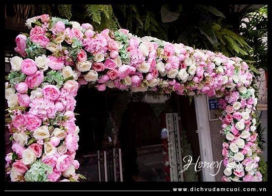 Cổng hoa giả hồng xanh cốm 2B.jpg